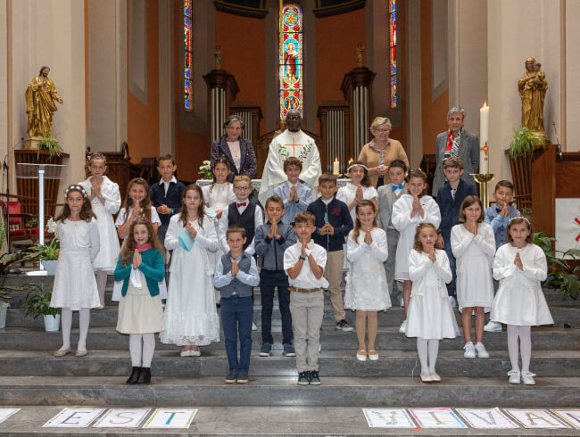 La première des communions dans notre paroisse 