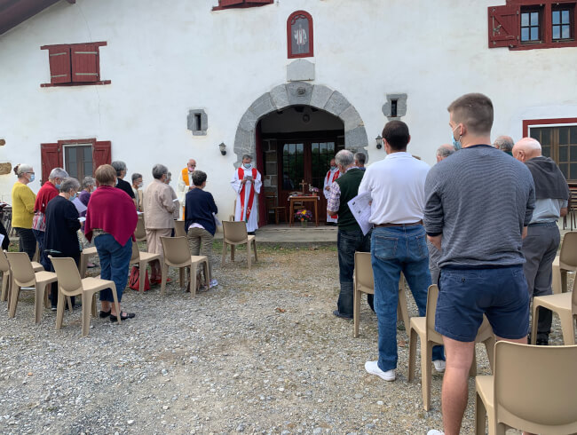 Messe anniversaire BX Francois Dardan à la maison Sarhia