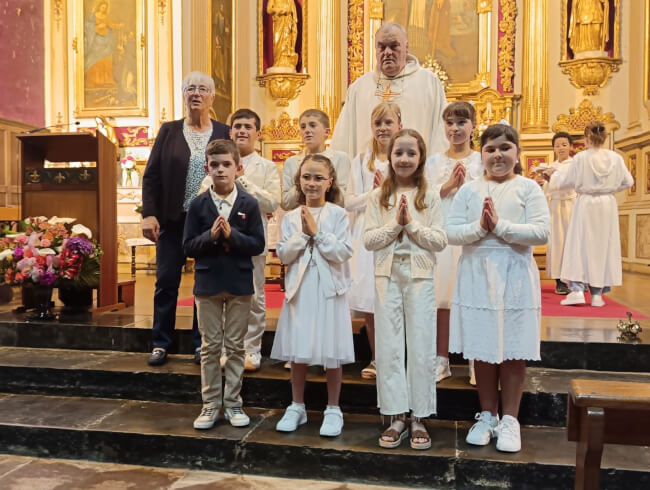 Premiere communion Mendionde 