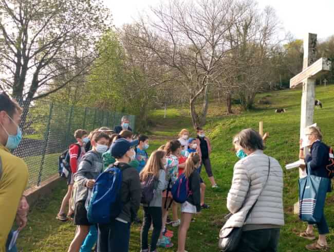 Chemin de croix avec les enfants  : 