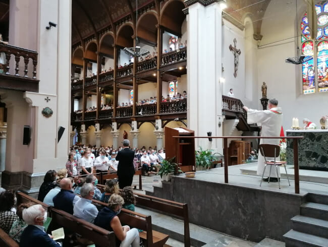 La confirmation dans la paroisse  : Confirmation