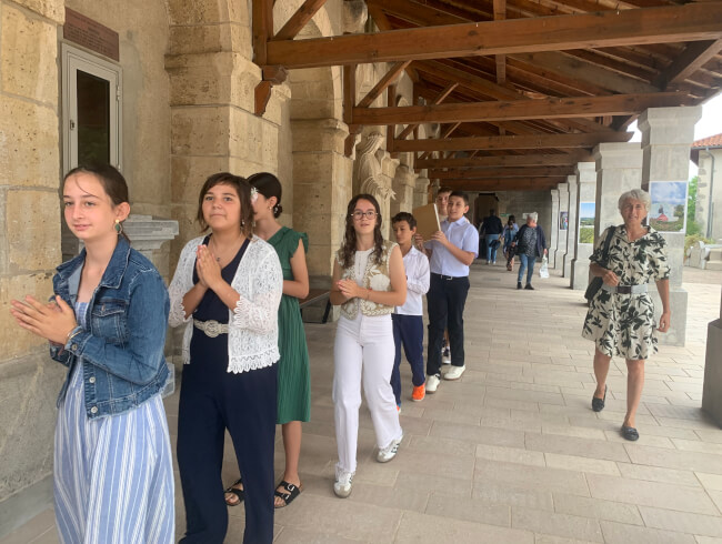 Une belle fête de la Confirmation dans notre paroisse : 
