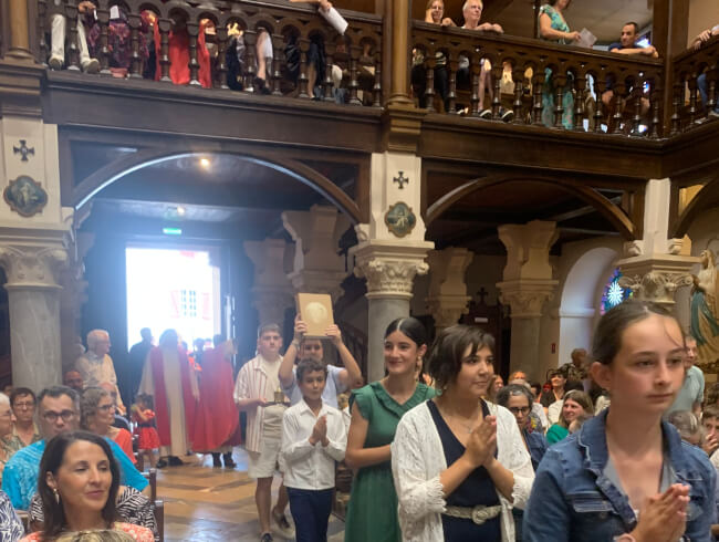 Une belle fête de la Confirmation dans notre paroisse : 