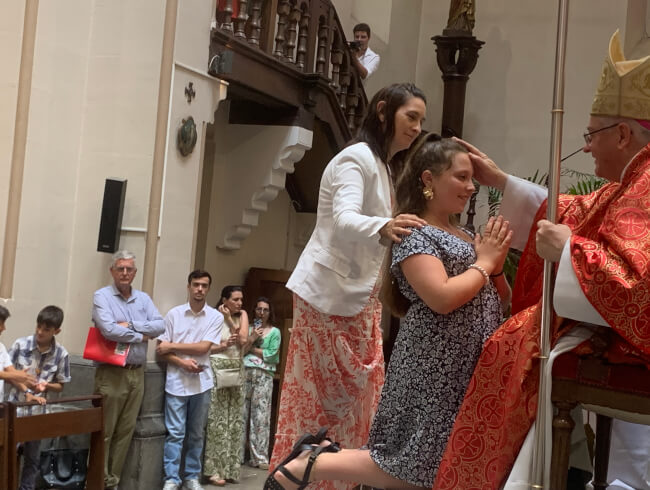 Une belle fête de la Confirmation dans notre paroisse : 