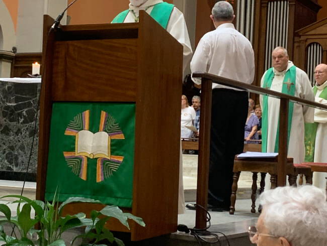 Messe de départ de notre cher curé Dominique  : 