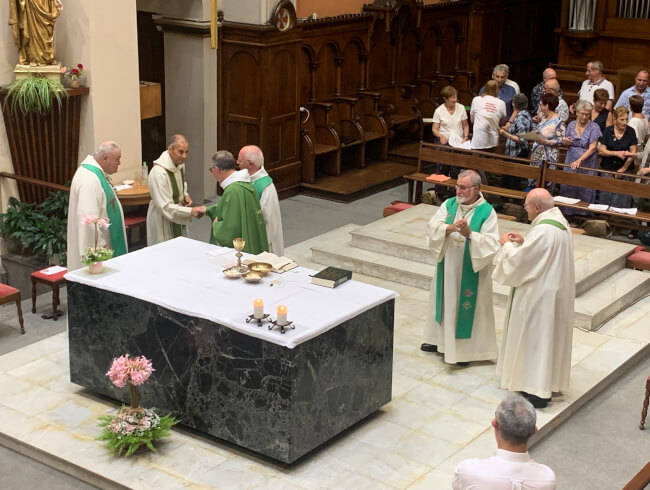 Messe de départ de notre cher curé Dominique  : 