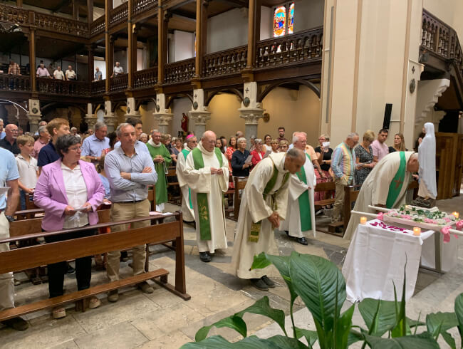 Messe de départ de notre cher curé Dominique  : 