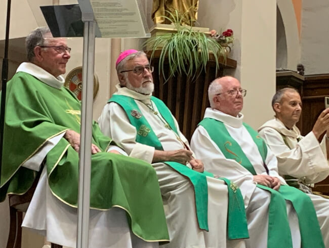 Messe de départ de notre cher curé Dominique  : 