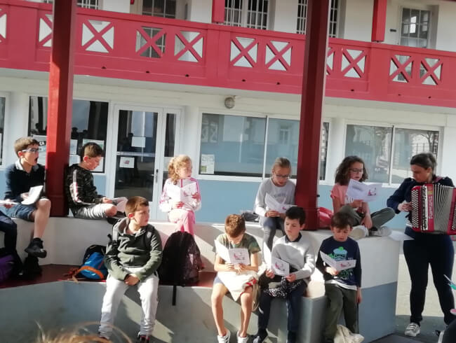 Fete de la 1ere reconcilalition pour les CE2 : 