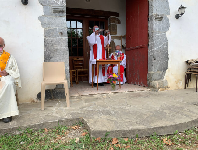 Messe anniversaire BX Francois Dardan à la maison Sarhia : 