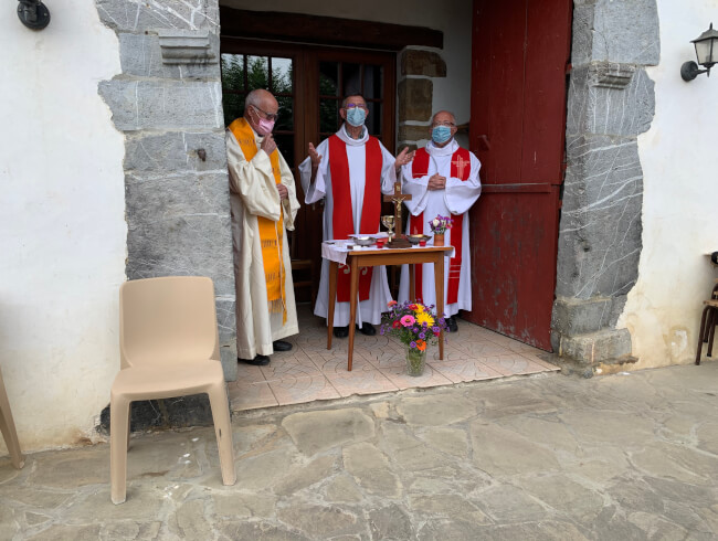 Messe anniversaire BX Francois Dardan à la maison Sarhia : 
