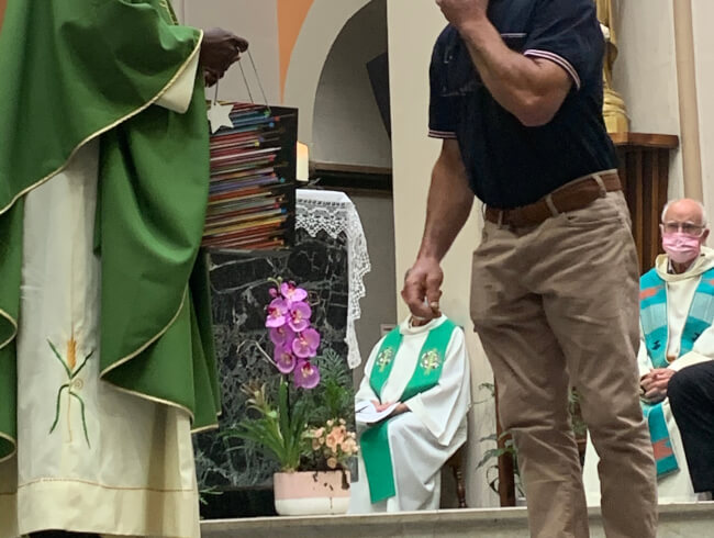 Messe d'au revoir au Pere Blaise Martin  : 