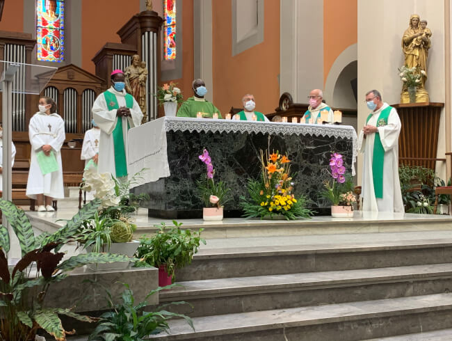 Messe d'au revoir au Pere Blaise Martin  : 