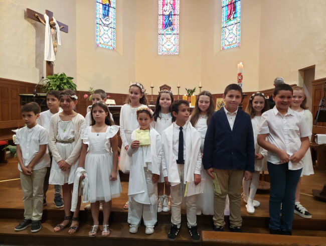  Nouvelles photos de la Premiere Communion 2024 : Briscous 