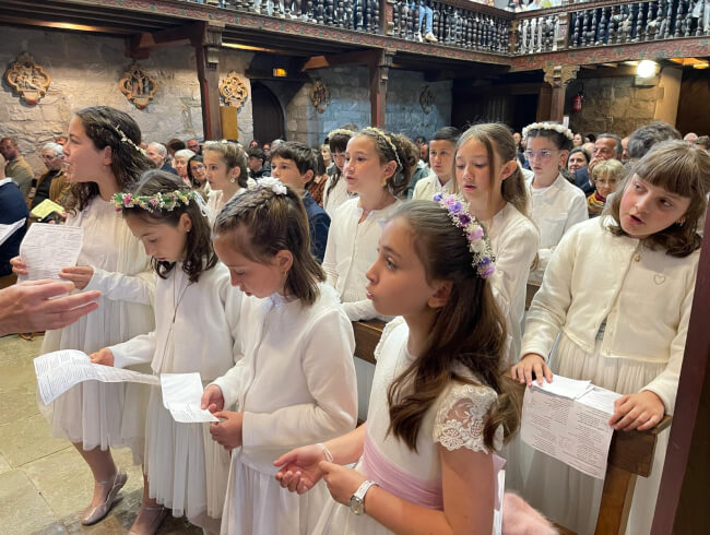 Premiere communion à Ayherre  : 