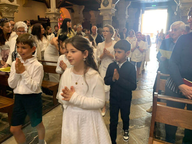Premiere communion Hasparren 2025 : 