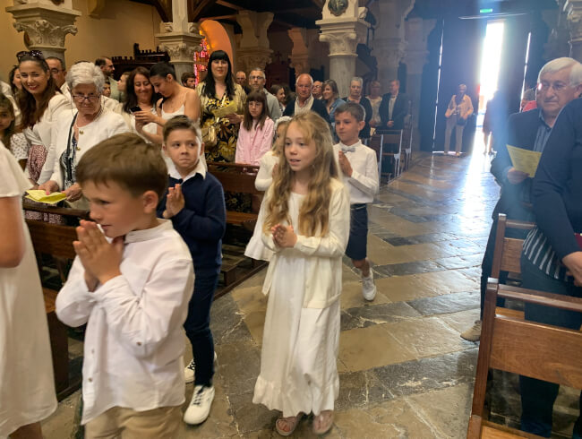 Premiere communion Hasparren 2025 : 
