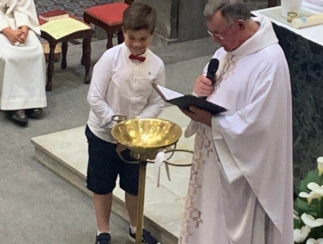 Premiere communion Hasparren 2025 : 