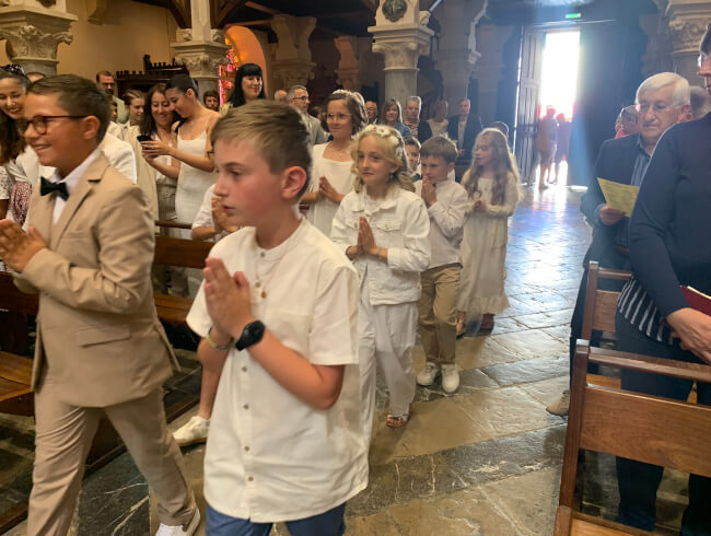Premiere communion Hasparren 2025 : 