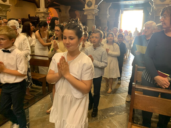 Premiere communion Hasparren 2025 : 