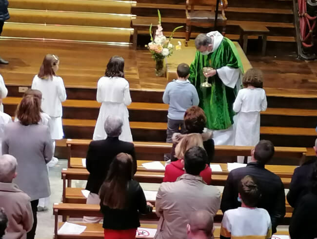 Première communion à Mendionde/ Macaye  : 