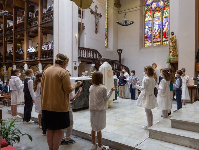 La première des communions dans notre paroisse  : Hasparren 