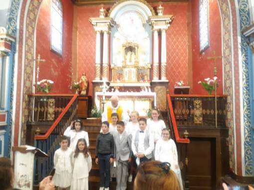 La première des communions dans notre paroisse  : Saint Martin d'Arberoue