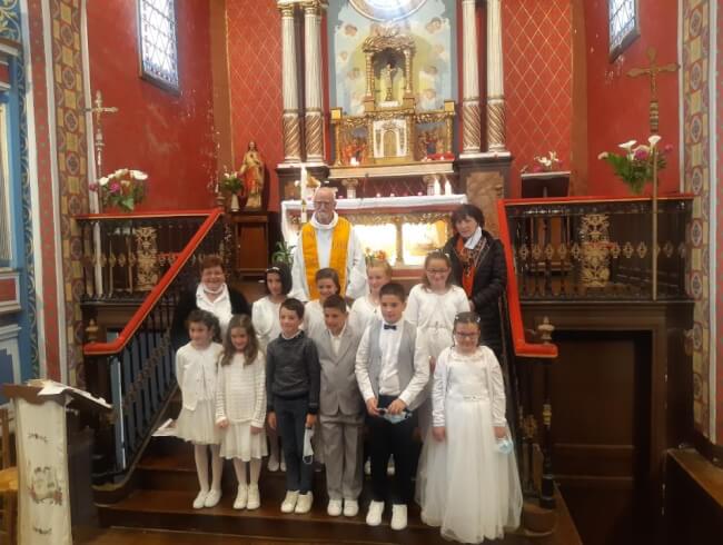 La première des communions dans notre paroisse  : Saint Martin d'Arberoue